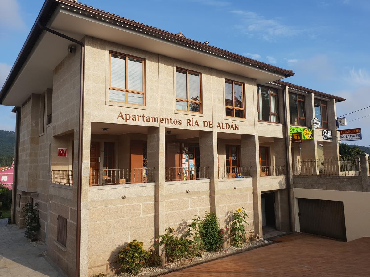 Apartamentos Ria De Aldan Luaran gambar